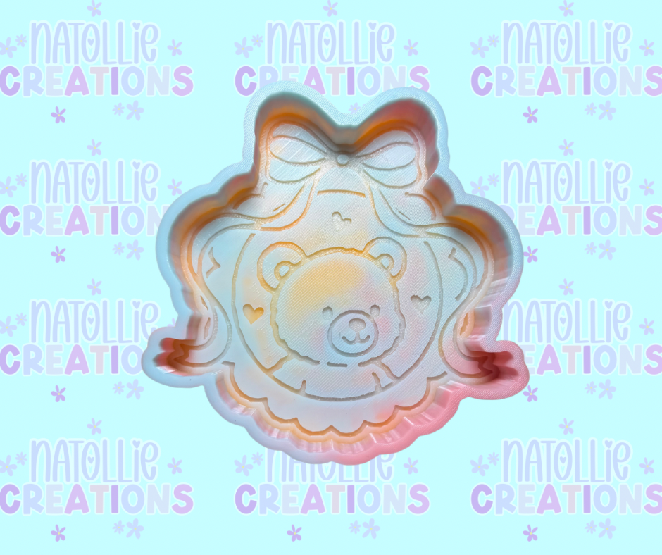 Scalloped Frame Bear Freshie Silicone Mold
