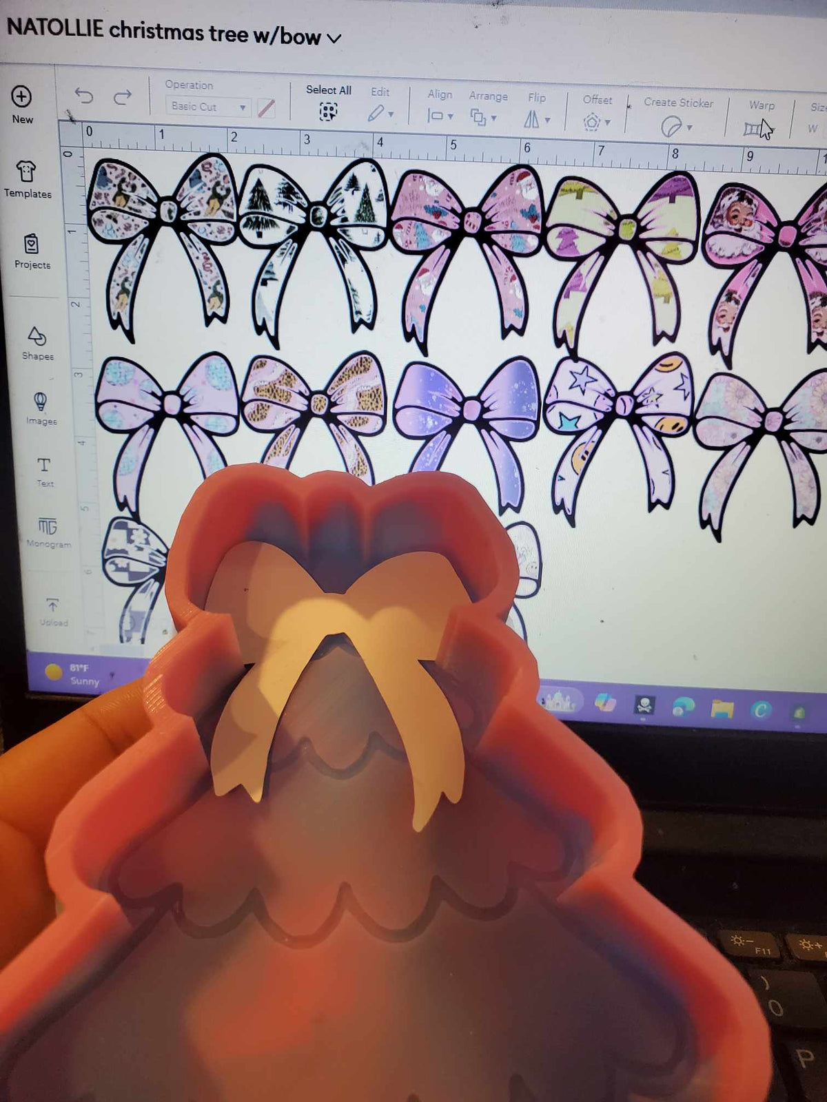 Christmas Tree With Bow - NATOLLIE CREATIONS