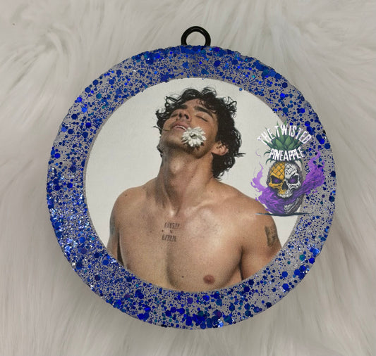 Joe Jonas Circle Freshie